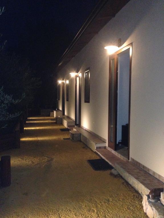 B&B Profumi Di Sicilia Сан Каталдо Стая снимка