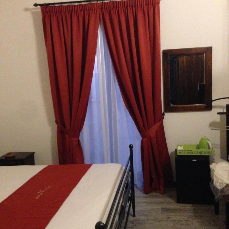B&B Profumi Di Sicilia Сан Каталдо Стая снимка