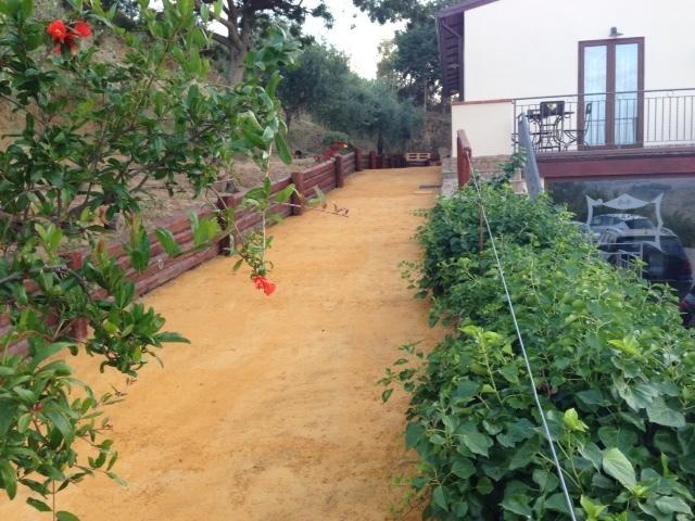 B&B Profumi Di Sicilia Сан Каталдо Екстериор снимка